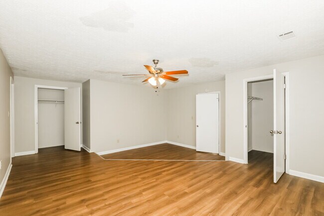 Building Photo - 8866 Wellston Ct