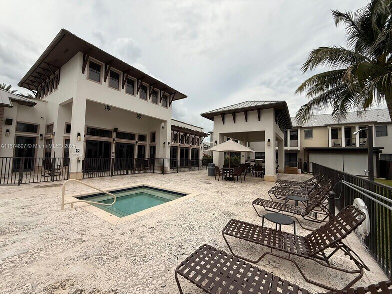 Building Photo - 5980 NW 104th Ct