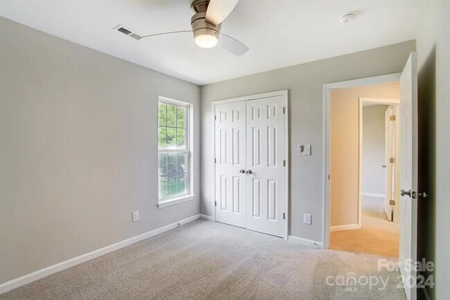 Building Photo - 9839 Brawley Ln
