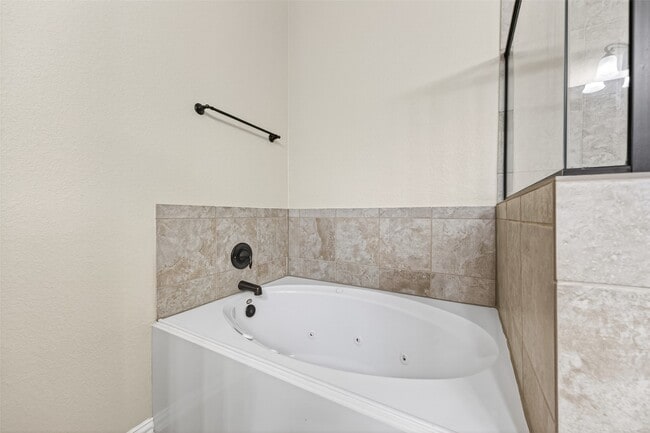 Building Photo - 20731 Calloway Crest Ct