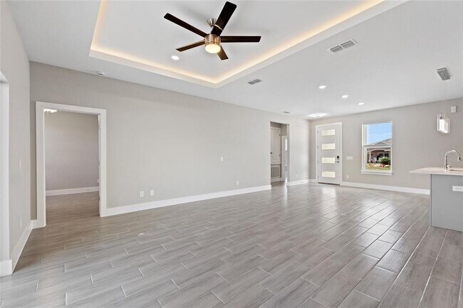 Building Photo - 11 Magnolia Ln