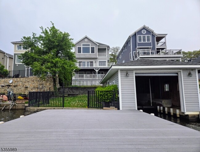 Primary Photo - 23 S Bertrand Rd