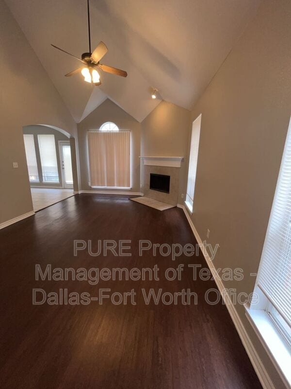 Building Photo - 4010 Cottage Park Ct