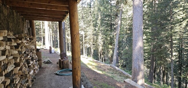 Building Photo - 6550 Lodgepole Trail