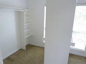 Building Photo - 1029 Delaware Dr