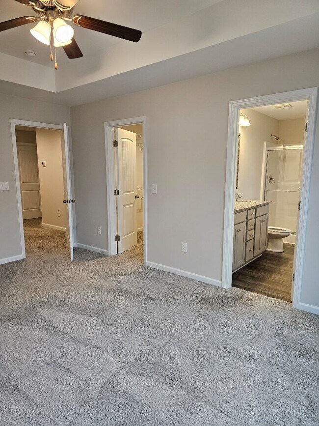 Building Photo - 125 Highland Park Ct
