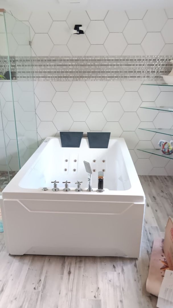 Building Photo - 8694 Pioneer Rd