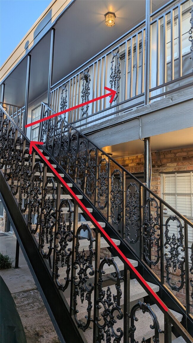 Building Photo - 3131 Southwest Fwy