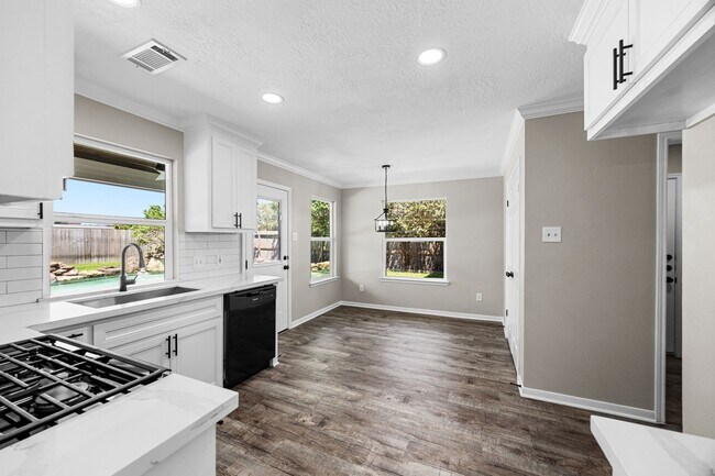 Building Photo - 14411 Golden Cypress Ln