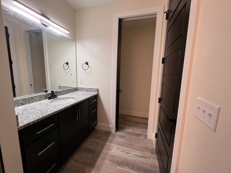 Building Photo - 508 Chestnut St