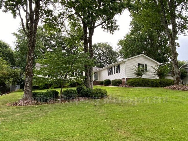 Building Photo - 4724 Coach Hill Dr