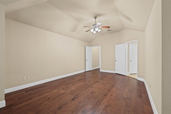 Building Photo - 1209 N Bishop Ave