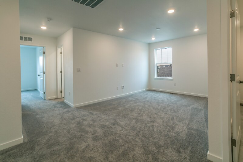 Building Photo - 509 Yeager St