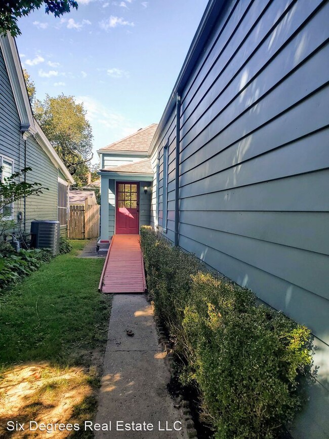 Building Photo - 2 br, 1 bath House - 120 Franck Ave