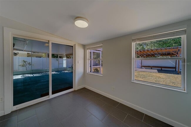 Building Photo - 11128 116th St