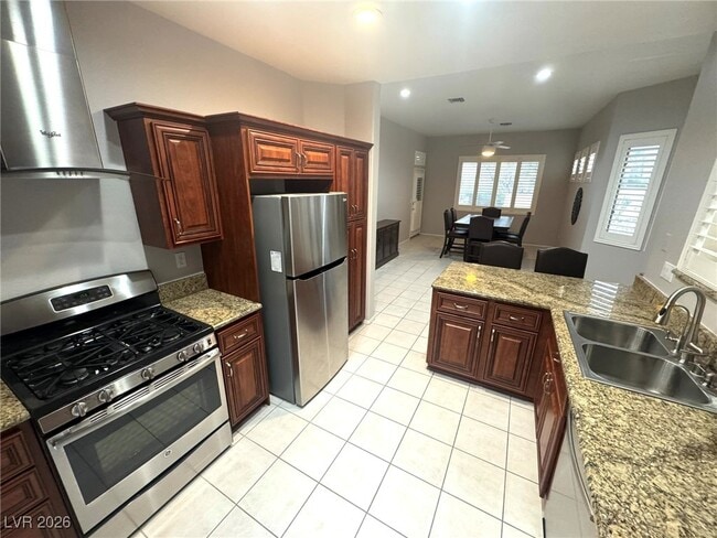 Building Photo - 2008 Bellview St