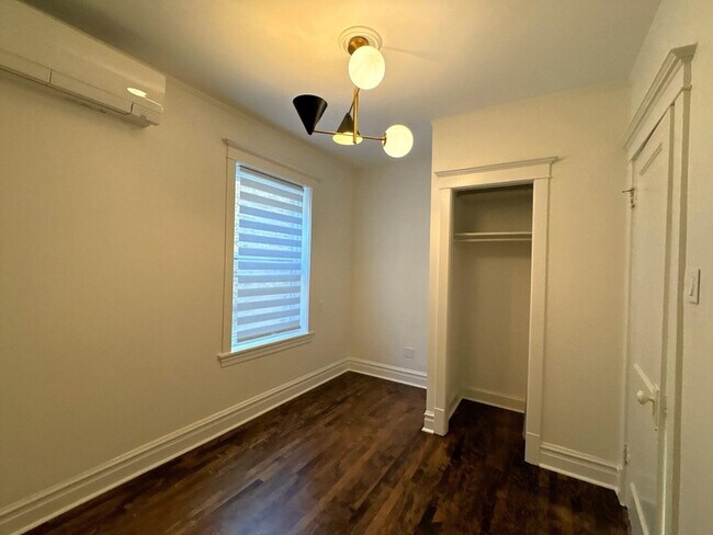 Building Photo - 3078 N Davlin Ct