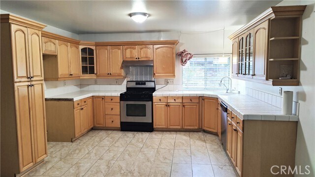 Building Photo - 2821 Greenleaf Dr