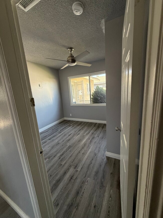 Building Photo - 6833 Severn Dr