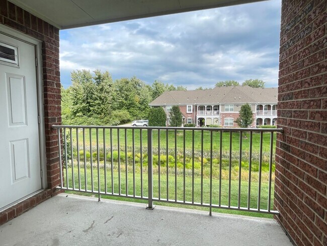 Building Photo - 54274 E Annsbury Cir