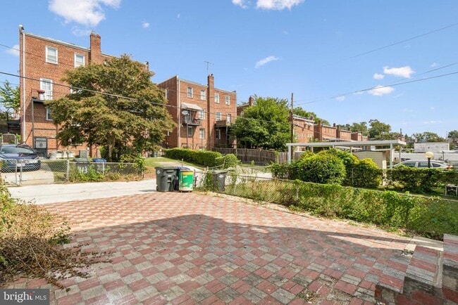 Building Photo - 420 Oglethorpe St NE