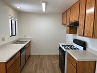 Building Photo - 3450 Santa Maria Way