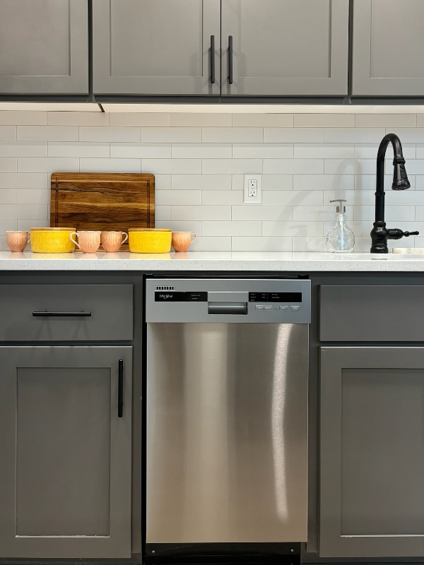 Building Photo - 3815 SE Tenino St