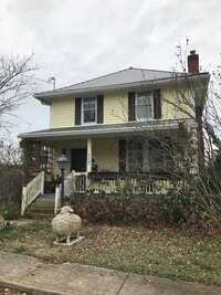 Building Photo - Historic Character Meets Modern Comfort