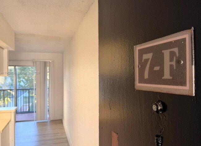 Building Photo - 4535 Treehouse Ln