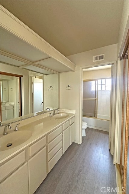 Building Photo - 2931 Plaza del Amo