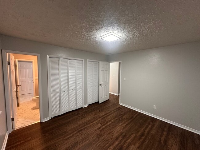 Building Photo - 4446 Aristocrat Ln