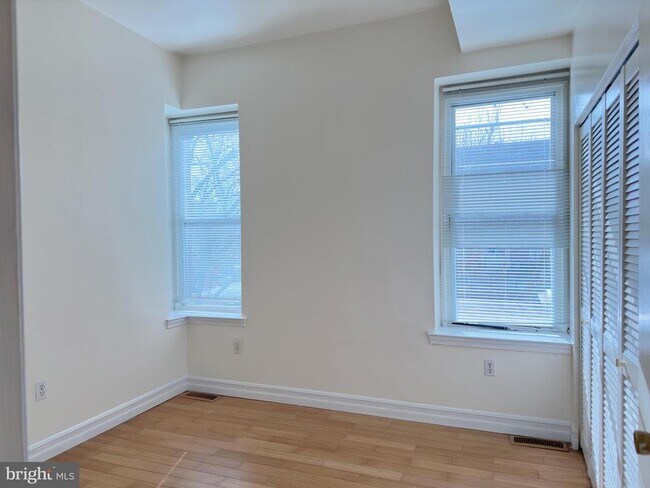 Building Photo - 3231 Powelton Ave