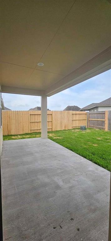 Building Photo - 8411 Bay Oaks Dr