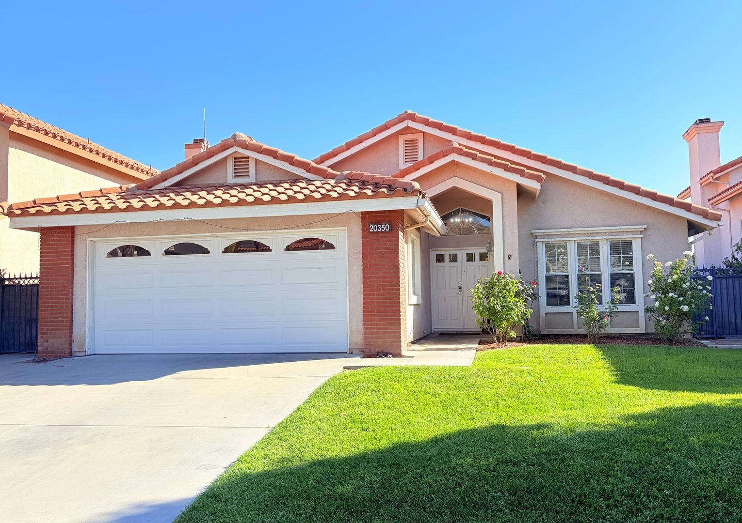 Building Photo - 20350 Calhaven Dr