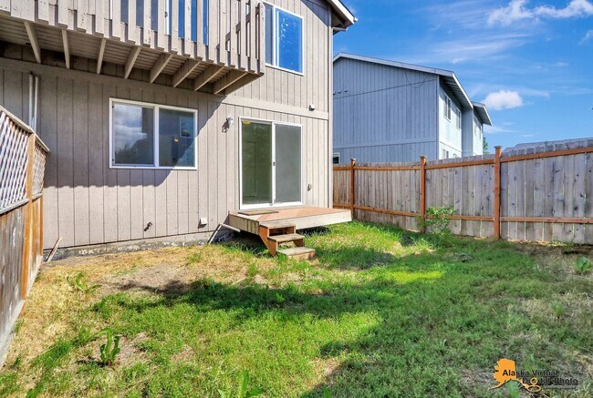 Building Photo - 6214 Ophir Dr