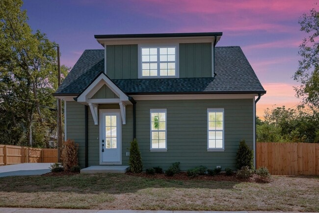 Primary Photo - New Build in Old Hickory!