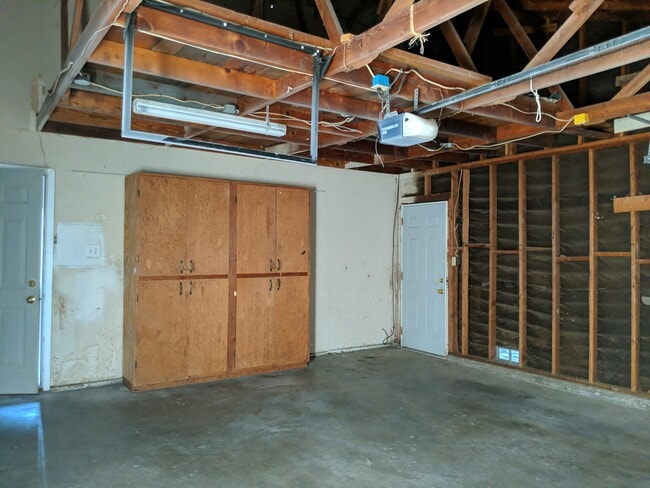 Building Photo - 1533 Jackellen Ln