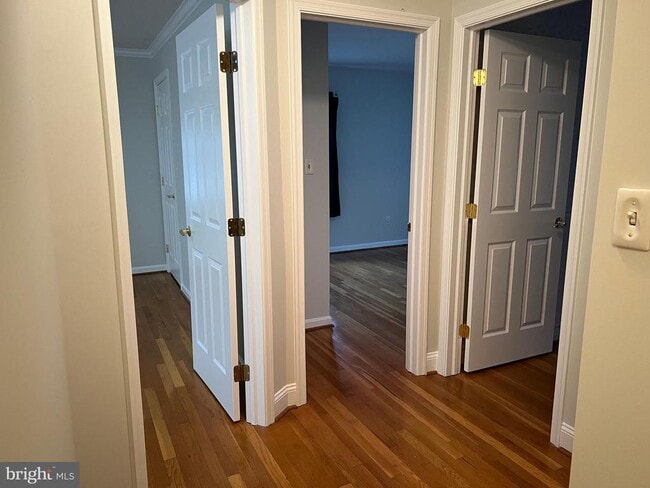 Building Photo - 6830 Pacific Ln