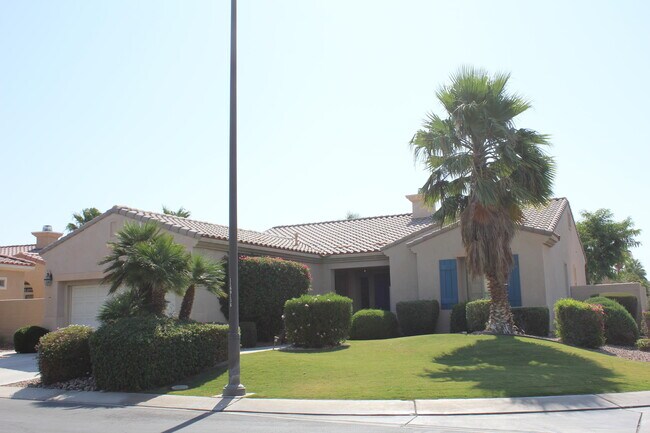 Building Photo - 40124 Corte Azul