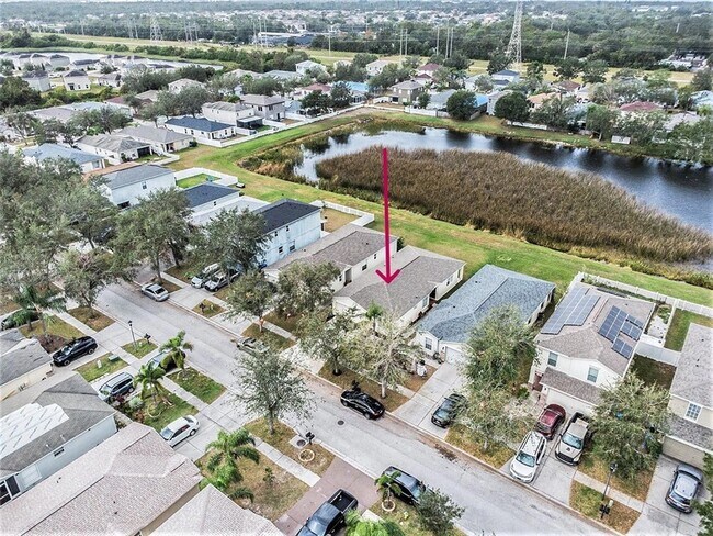 Building Photo - 7833 Carriage Pointe Dr
