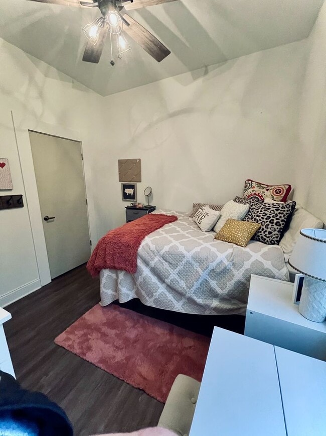Building Photo - Available July 2026- 2 bedroom apartment