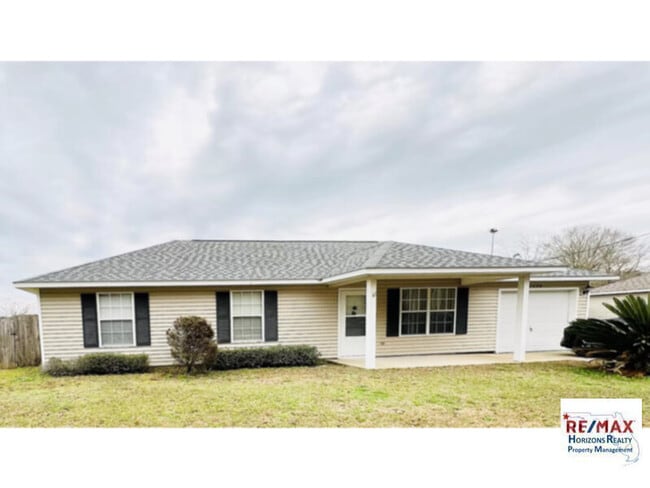 Primary Photo - Beautiful Custom Built Home
