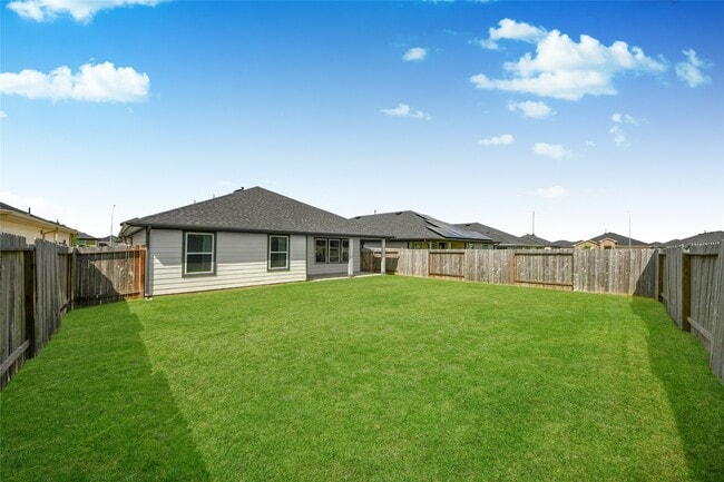 Building Photo - 31711 Melkridge Rd