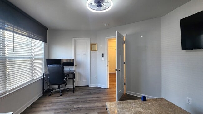 Building Photo - 2305 Tybee Lp