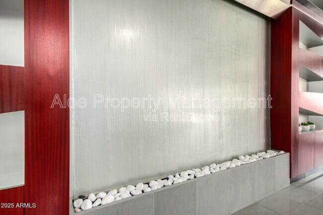 Building Photo - 8989 N Gainey Center Dr