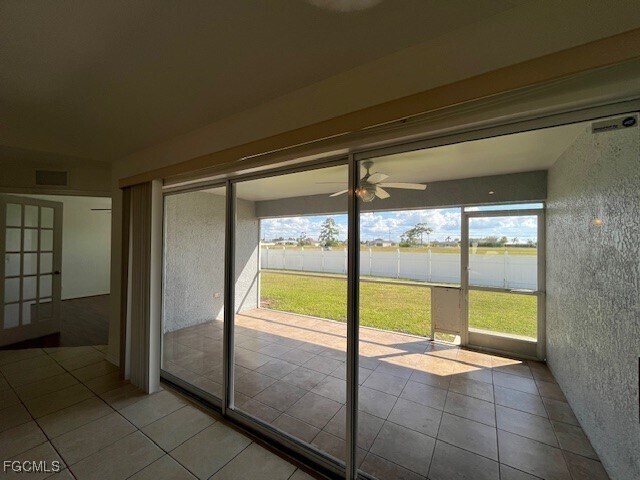 Building Photo - 526 NW 16th Terrace