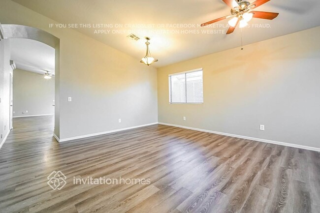 Building Photo - 9025 W Avalon Dr