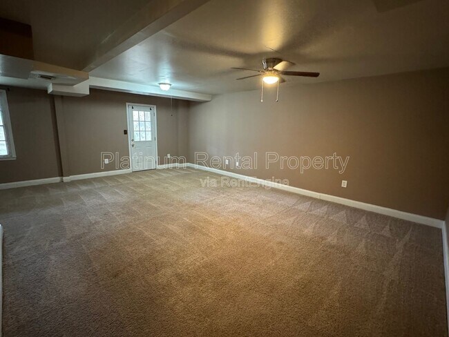 Building Photo - 2990 Summit Ridge