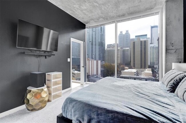 Building Photo - 400 W Peachtree St NW