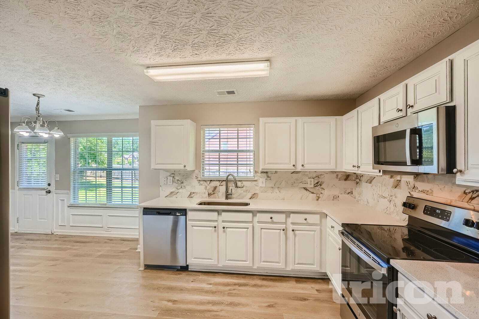 Building Photo - 800 Hannah Ct